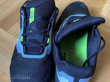 Продаю кроссовки Adidas Продаю кроссовки Adidas - MM.LV