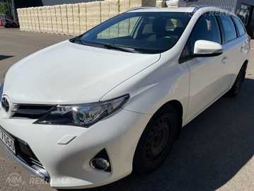 Toyota Auris, 2013/Декабрь, 244 000 км, 1.4 л.. Toyota Auris, 2013/Декабрь, 244 000 км, 1.4 л.. - MM.LV