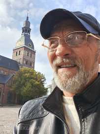 Ar cerību sirdi Ar cerību sirdi - MM.LV