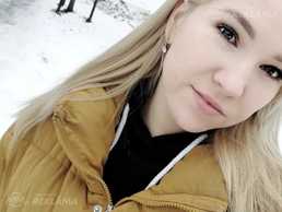 Две девушки ищут работу в клининг компании - MM.LV