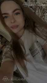 I am looking for a man who will make my heart beat faster I am looking for a man who will make my heart beat faster - MM.LV