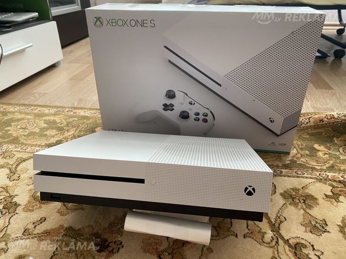 Spēļu konsole Xbox One S, Perfektā stāvoklī. - MM.LV