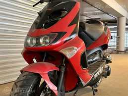 Moped Aprilia Aprilia SR 50, 2008 y., 29 760 km, 49.0 cm3. Moped Aprilia Aprilia SR 50, 2008 y., 29 760 km, 49.0 cm3. - MM.LV