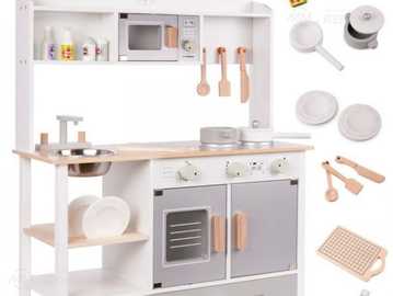 Bērnu rotaļu spēļu mdf koka virtuve ar piederumiem modern classic 82cm Bērnu rotaļu spēļu mdf koka virtuve ar piederumiem modern classic 82cm - MM.LV