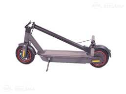 Scooter Aprilia Divu riepu elektriskais skrejritenis, 2021 y., 60 km, Scooter Aprilia Divu riepu elektriskais skrejritenis, 2021 y., 60 km, - MM.LV