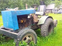 Traktors Paštaisīts, 1990 g., 40 zs. Traktors Paštaisīts, 1990 g., 40 zs. - MM.LV
