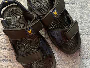 Jaunas sandales 37.izm Jaunas sandales 37.izm - MM.LV