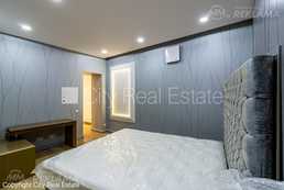 Dzīvoklis Rīgā, Centrā, 105 м², 3 ist., 1 stāvs - MM.LV