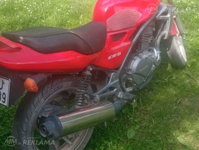 Мотоцикл Kawasaki R5, 1999 г., 28 000 км, 499.0 см3. Мотоцикл Kawasaki R5, 1999 г., 28 000 км, 499.0 см3. - MM.LV