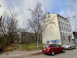 Pārdod 1470 kv.m. lielu zemes gabalu Mazā Kalna ielā 11, Rīgā. Pārdod 1470 kv.m. lielu zemes gabalu Mazā Kalna ielā 11, Rīgā. - MM.LV