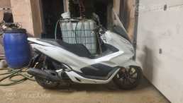 Мотороллер Honda PCX, 2020 г., 34 000 км, 125.0 см3. - MM.LV