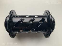 Onyx helix Front Wheel Hub Thru-Axle 36H ta 20x100mm Onyx helix Front Wheel Hub Thru-Axle 36H ta 20x100mm - MM.LV