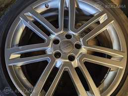 Lietie diski Audi R20/8 J, Labā stāvoklī. Lietie diski Audi R20/8 J, Labā stāvoklī. - MM.LV