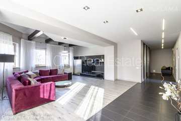 Apartment in Riga, Center, 225 м², 6 rm., 3 floor - MM.LV