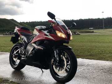 Мотоцикл Honda CBR600RR, 2011 г., 12 900 км, 600.0 см3. Мотоцикл Honda CBR600RR, 2011 г., 12 900 км, 600.0 см3. - MM.LV
