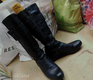 Selling three pairs of boots Selling three pairs of boots - MM.LV