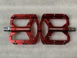 Forward zenith pedals Forward zenith pedals - MM.LV