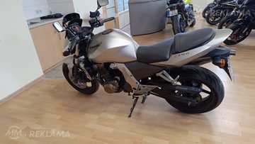 Мотоцикл Kawasaki Z-750, 2006 г., 30 869 км, 750.0 см3. Мотоцикл Kawasaki Z-750, 2006 г., 30 869 км, 750.0 см3. - MM.LV