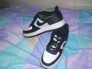 Продаю красовки nike Продаю красовки nike - MM.LV