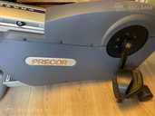 Горизонтальный велотренажер Precor C846i - MM.LV - 4