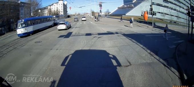 C kategorija berkravu parvadisana,konteneru - MM.LV