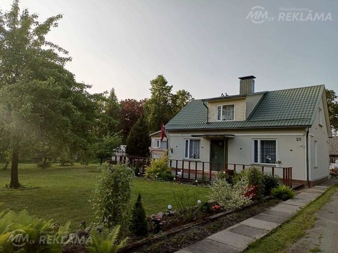 Māja Priekulē, 142 m², 2 st., 6 ist.. - MM.LV