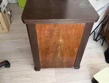 Antique sewing machine Antique sewing machine - MM.LV