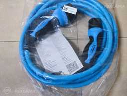 Jauns Tesla / Mennekes 1039810-00-A elektrinių mašinų uzlādes kabelis Jauns Tesla / Mennekes 1039810-00-A elektrinių mašinų uzlādes kabelis - MM.LV