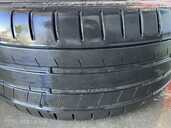 Покрышки Kumho KUmho, 255/40/R20, Б/У. - MM.LV