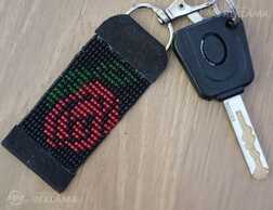 Austs pērlīšu atslēgu piekariņš - MM.LV