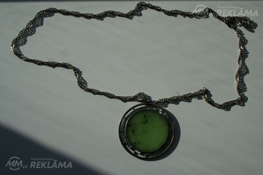 Украшение на шею-камень-нефрит - MM.LV