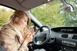 Nepatīkamu smaku likvidēšana un automašīnas salona dezinfekcija. - MM.LV