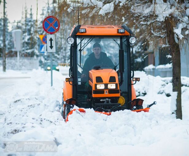 Divdaļīga sniega lāpsta pronar puv-M Divdaļīga sniega lāpsta pronar puv-M - MM.LV