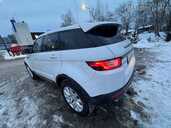 Land-Rover Range Rover Evoque, 2017/Март, 283 000 км, 2.0 л.. - 2 Land-Rover Range Rover Evoque, 2017/Март, 283 000 км, 2.0 л.. - MM.LV - 2