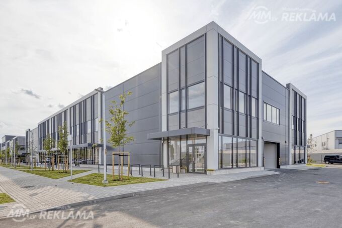 Stock Office 303.33 m² in the Versum Business Complex Stock Office 303.33 m² in the Versum Business Complex - MM.LV
