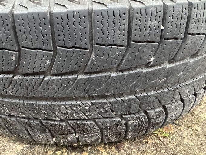 Tires Michelin Pirelli, 235/65/R18, Used. - MM.LV