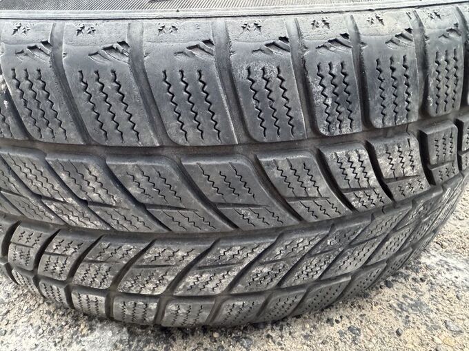 Tires Arctic Hemisphere, 255/50/R19, Used. - MM.LV