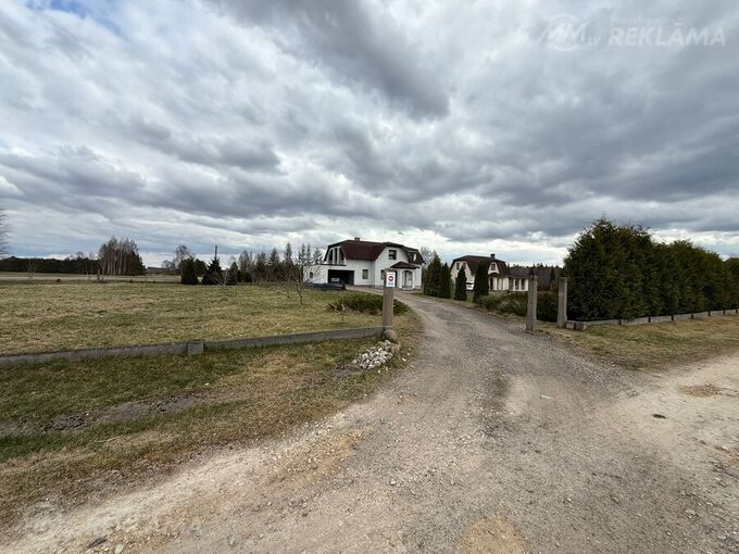 House Ogre and district, 357 m², 8 rm.. - MM.LV