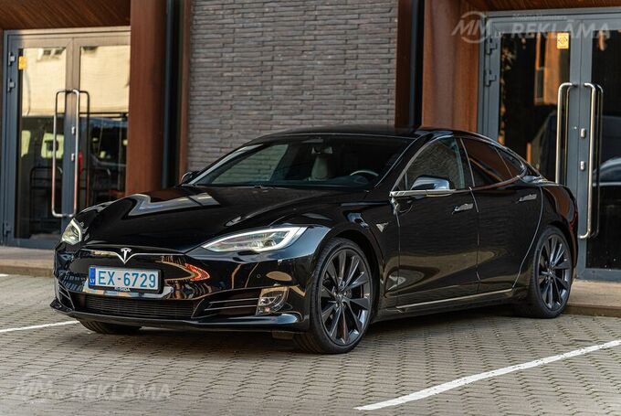 Tesla S, 2020/3, 97 000 км. Tesla S, 2020/3, 97 000 км. - MM.LV