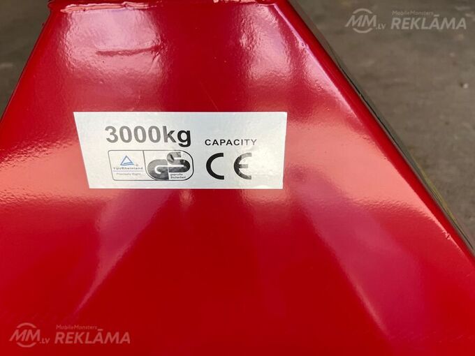 Platās palešu dakšas 3000 kg Platās palešu dakšas 3000 kg - MM.LV