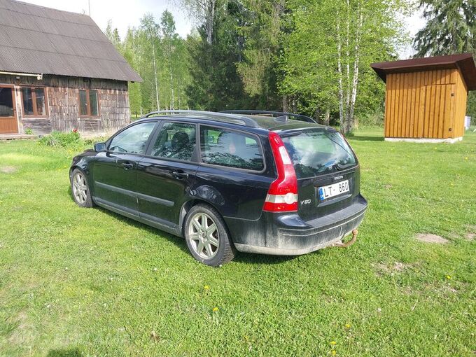 Rezerves daļas no Volvo V50, 2006, 2.0 l, Dīzeļdegviela. - MM.LV