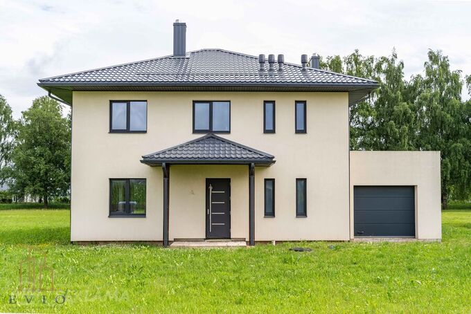 Дом в Бауске, 165 м², 2 эт., 5 комн.. Дом в Бауске, 165 м², 2 эт., 5 комн.. - MM.LV