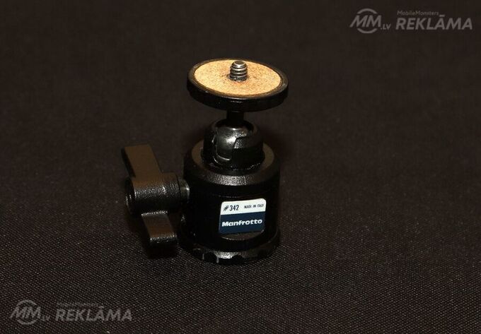 Manfrotto lodesgalva. Manfrotto lodesgalva. - MM.LV