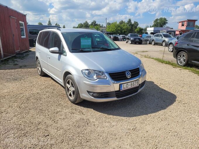 Volkswagen Touran, 2009/Jūnijs, 300 000 km, 2.0 l.. Volkswagen Touran, 2009/Jūnijs, 300 000 km, 2.0 l.. - MM.LV