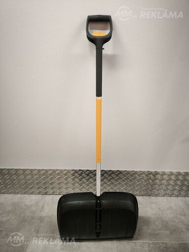 Fiskars X-Series snow shovel 532 mm telescopic handle(2) Fiskars X-Series snow shovel 532 mm telescopic handle(2) - MM.LV