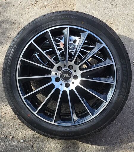 Lietie diski Audi Q8 Q7 E-Tron(S) Mb Eqs Bmw X5 G05 X6 G06 R21 5x112 - MM.LV
