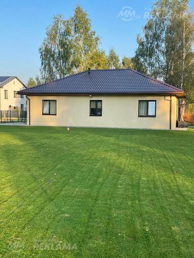 Lieliska, saulaina māja , Inčukalna zaļajā nomalē - MM.LV