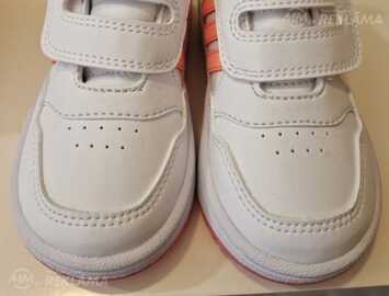 Jauni meiteņu apaviņi Adidas 25,5 - izmērs. Jauni meiteņu apaviņi Adidas 25,5 - izmērs. - MM.LV