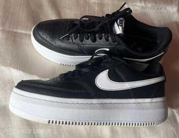 Nike Court Vision Alta apavi 42,5 cm. Nike Court Vision Alta apavi 42,5 cm. - MM.LV