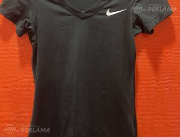 T - krekls Nike Pro Dri - Fit,melna krāsa sporta treniņam XS T - krekls Nike Pro Dri - Fit,melna krāsa sporta treniņam XS - MM.LV